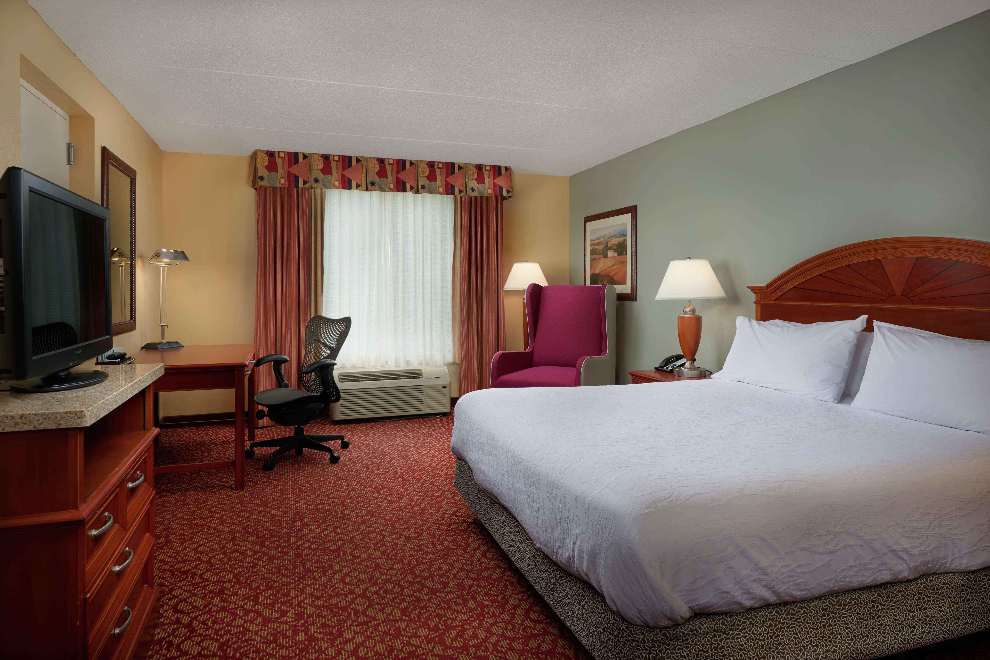 Hilton Garden Hotel 3*