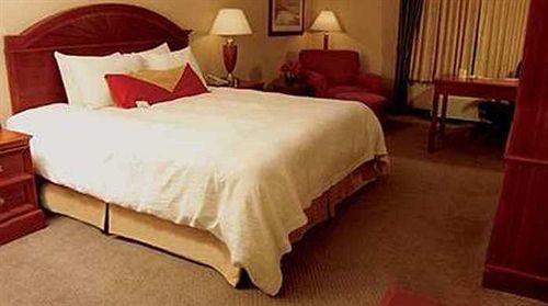 Hilton Garden 3* Newport News