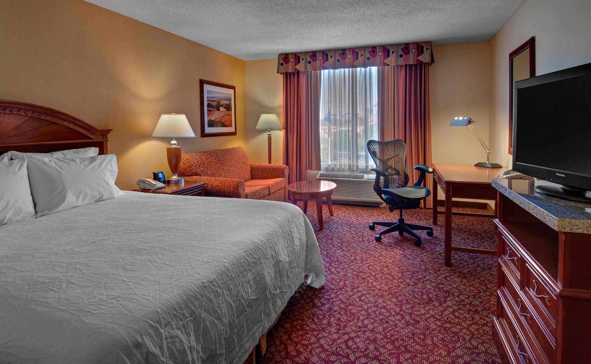 Hilton Garden 3*